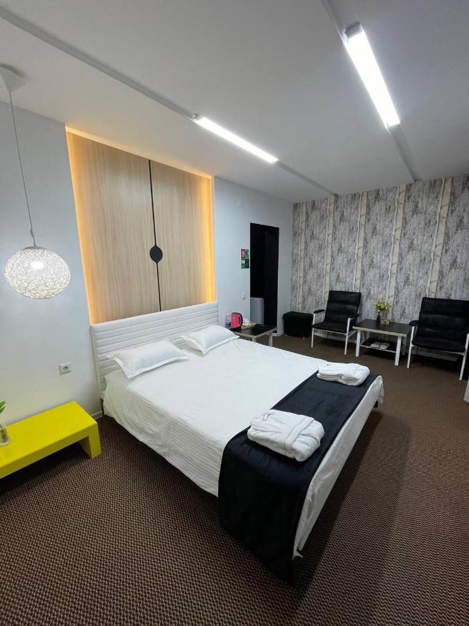 Io Hotel Bishkek Luaran gambar